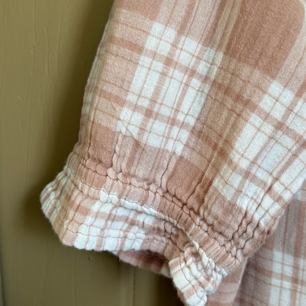 Sundance Blush Plaid Women's Blouse. Size L 100% cotton - Picture 4 of 10